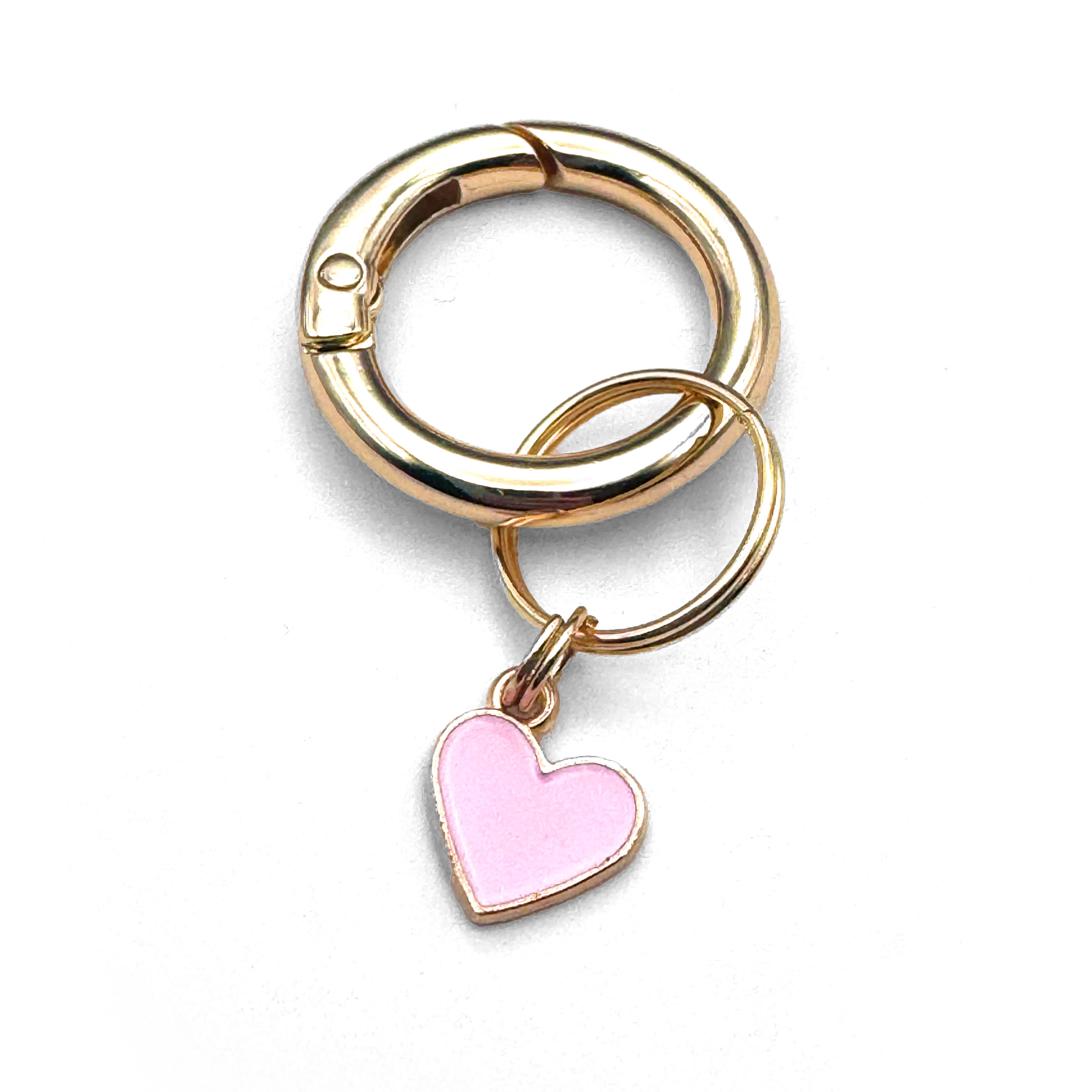 pink_heart_charm_with_holder_36196987-2029-475d-97a3-476541d4f028.png